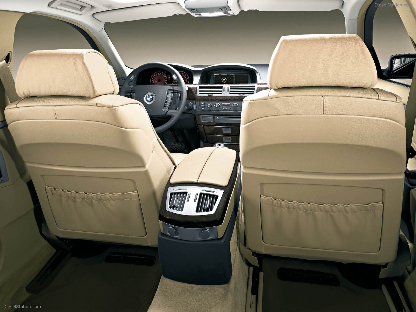 BMW 7 Series (2002)